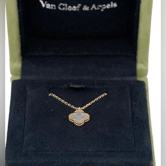 ✈️sold Van cleef and arpels necklace - Picture 1 of 4